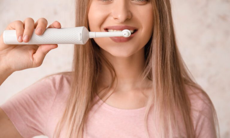 Uncovering the Truth: The Pros and Cons of Using Toothpaste with an Electric Toothbrush